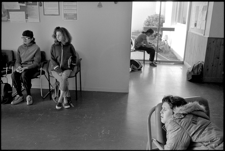 Dans l'attente du dpart vers leur classe